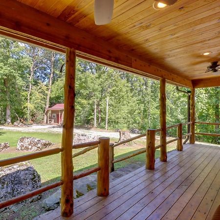 Romantic Mountain View Cabin Rental Near Downtown! Buitenkant foto