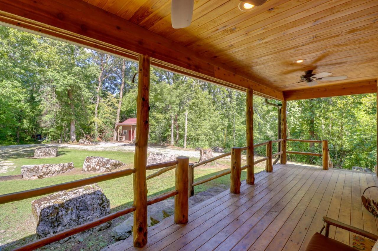 Romantic Mountain View Cabin Rental Near Downtown! Buitenkant foto